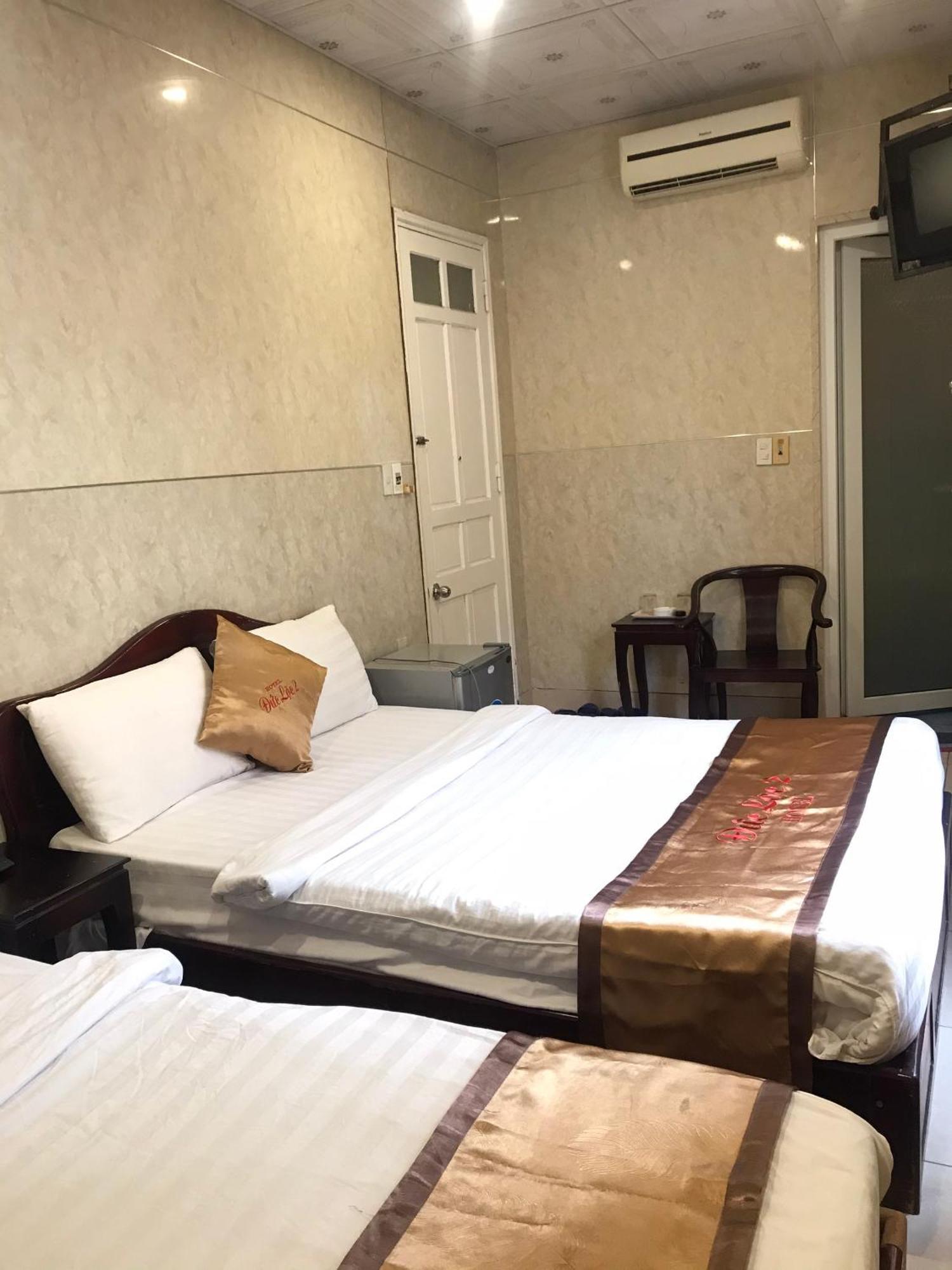 Duc Loc 2 Hotel Хюе Екстер'єр фото