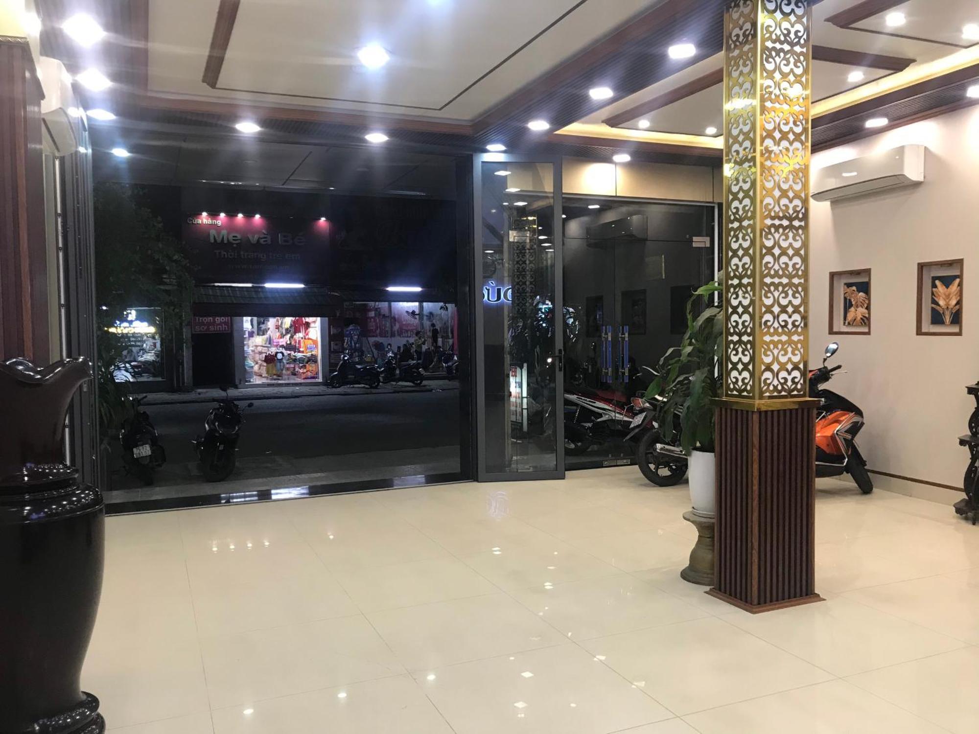 Duc Loc 2 Hotel Хюе Екстер'єр фото